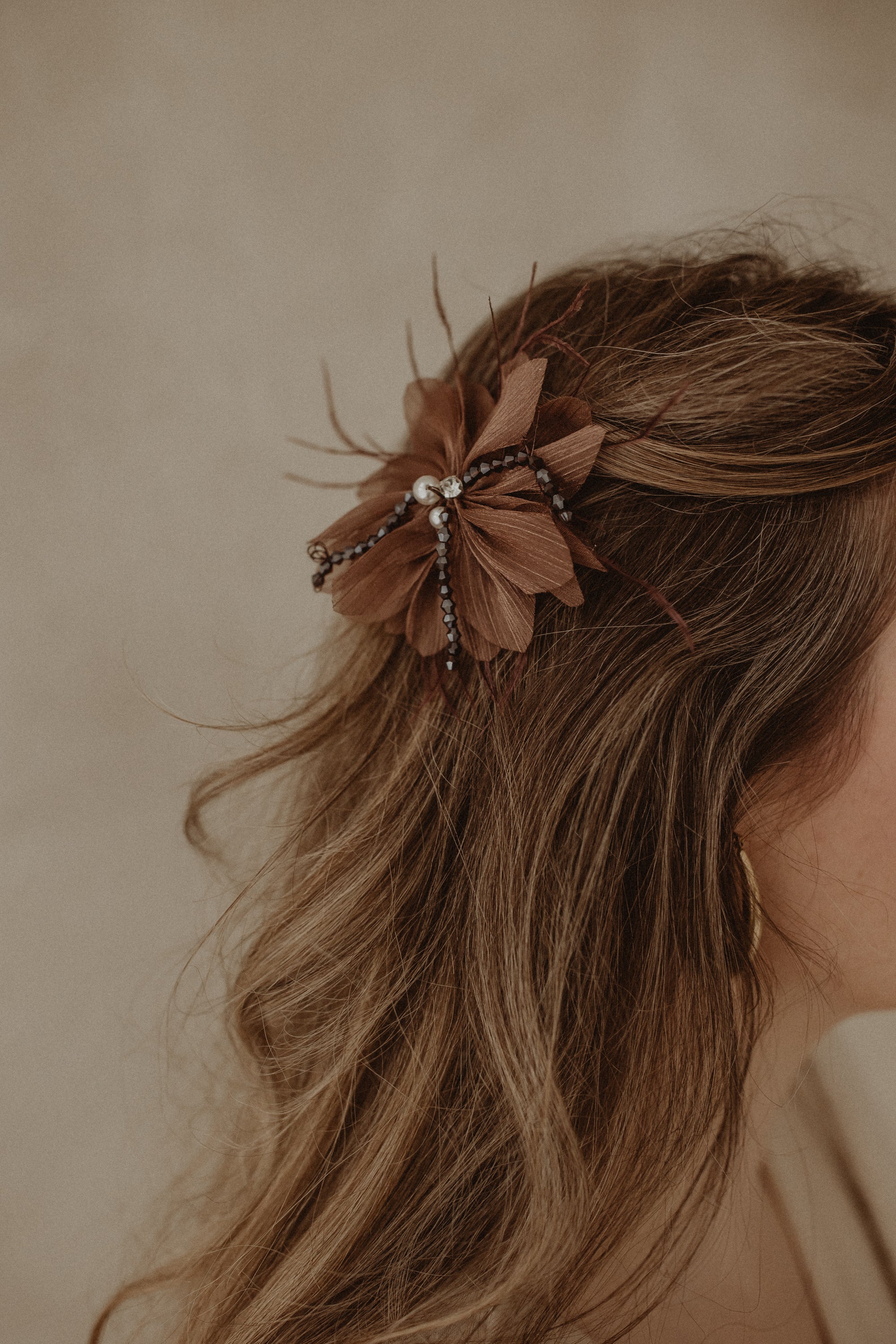 Haar accessoire pearl brown